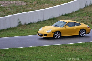 996.JPG